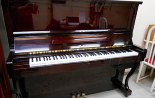 写真:中古ピアノ アトラスピアノ NA605M